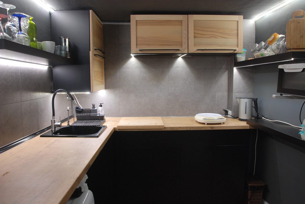 Kitchen general view